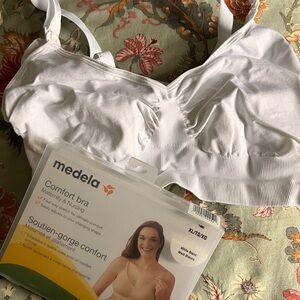 New New !!!Medela White Comfort Bra for Women